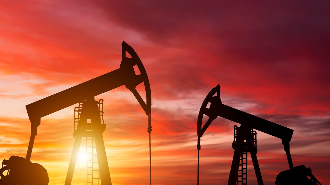 Suudi Arabistan'ın petrol üretimi 1990'dan bu yana en düşük seviyeye geriledi